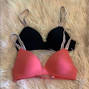 NWOT Victoria’s Secret Wireless Bras
